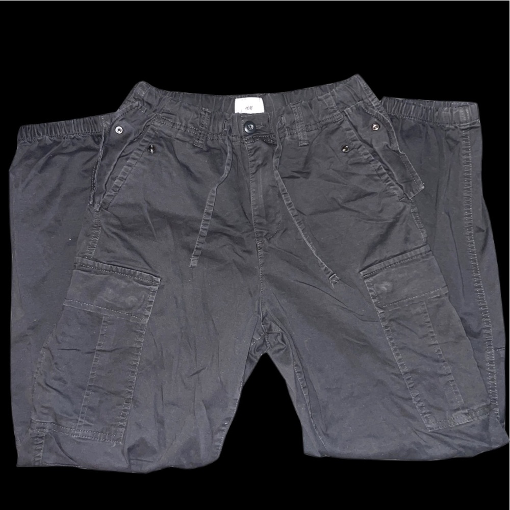 H&M Cargos